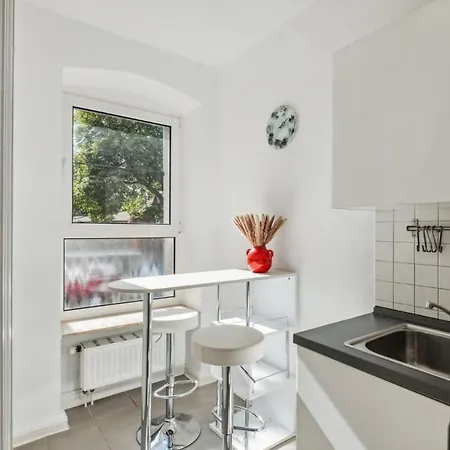 Bright 3-room Near Prenzlauer Berg * Берлин