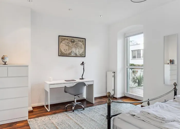 Bright 3-room Near Prenzlauer Berg Apartament Berlin