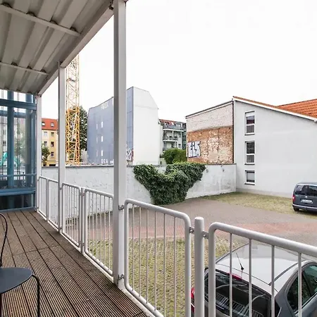 Daire Bright 3-room Near Prenzlauer Berg