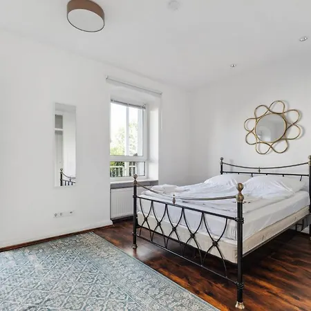 Bright 3-room Near Prenzlauer Berg Berlín
