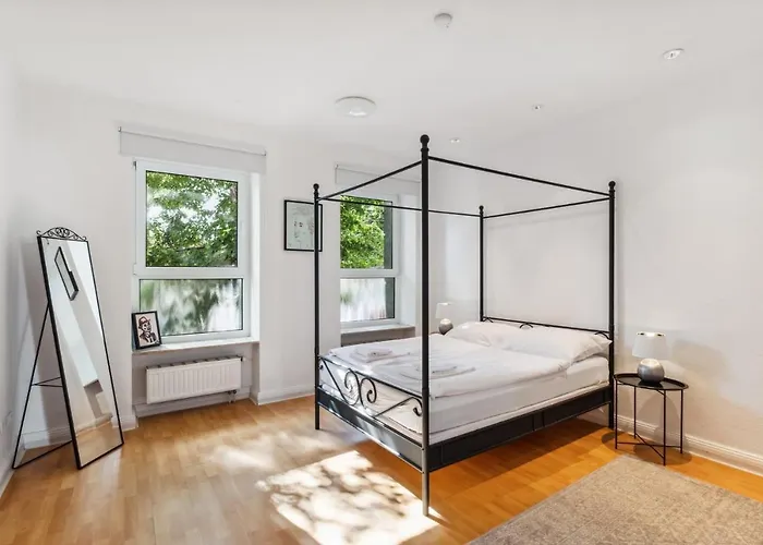 Bright 3-room Near Prenzlauer Berg * ברלין